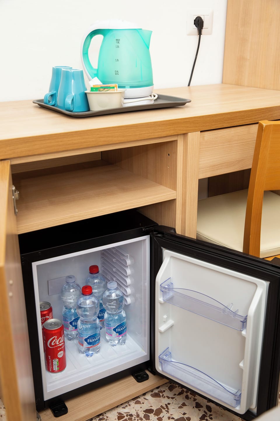 In-room safe, desk, WiFi (free), bed sheets