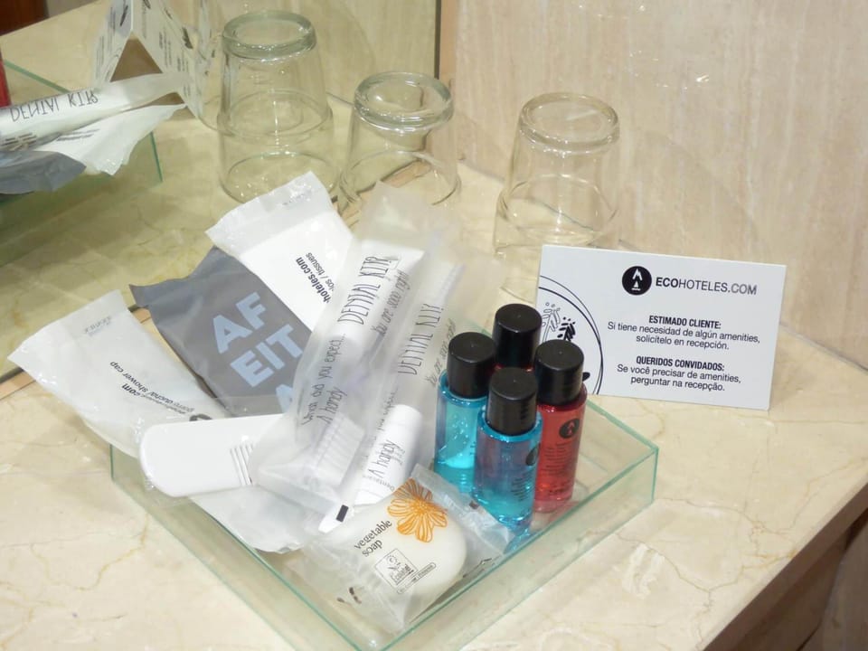 Deep soaking tub, free toiletries, hair dryer, bidet
