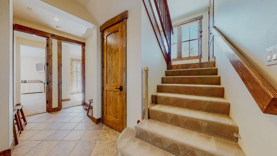 Condo, 3 Bedrooms | Interior