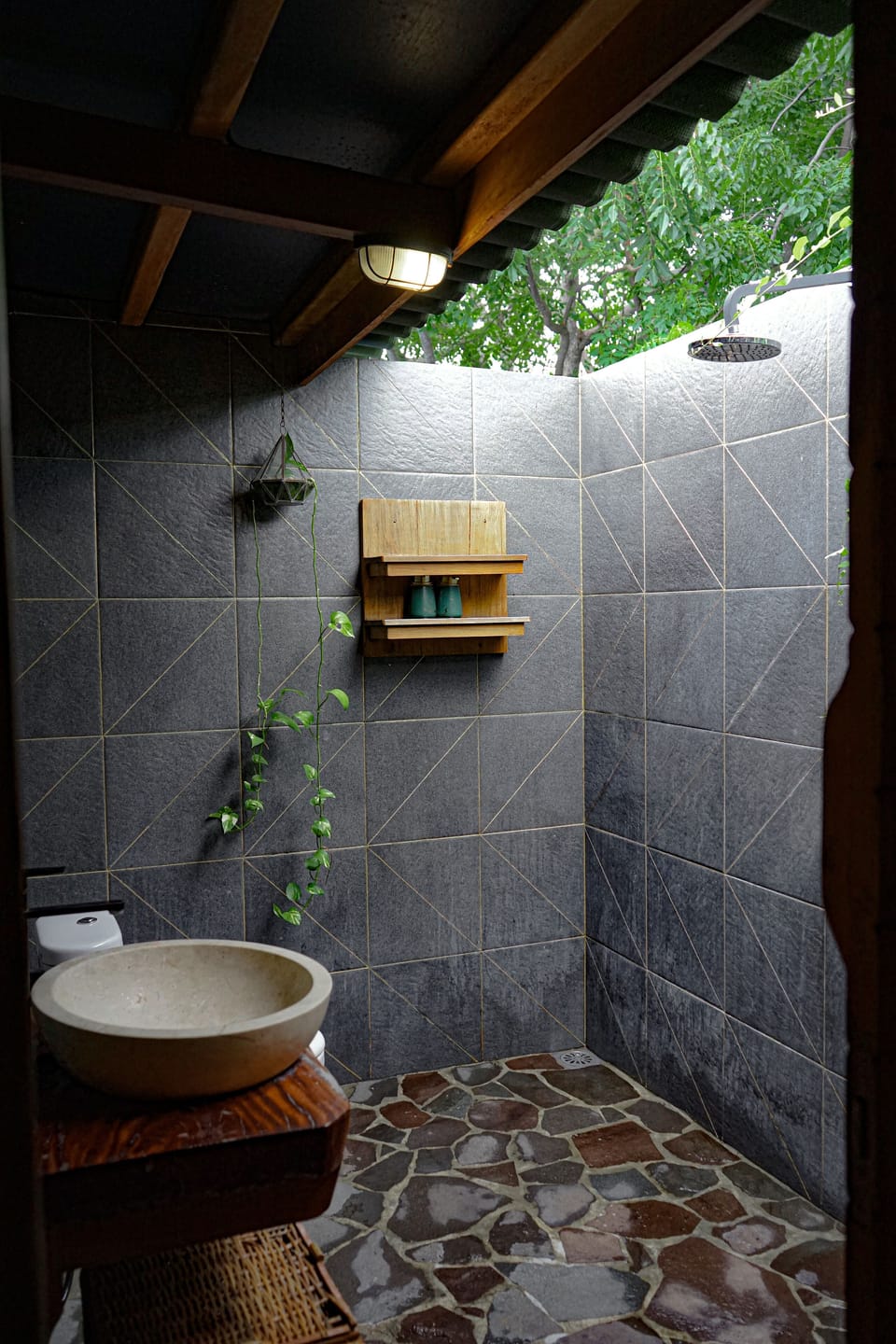 Family Room, 2 Bedrooms, Beach View | Bathroom