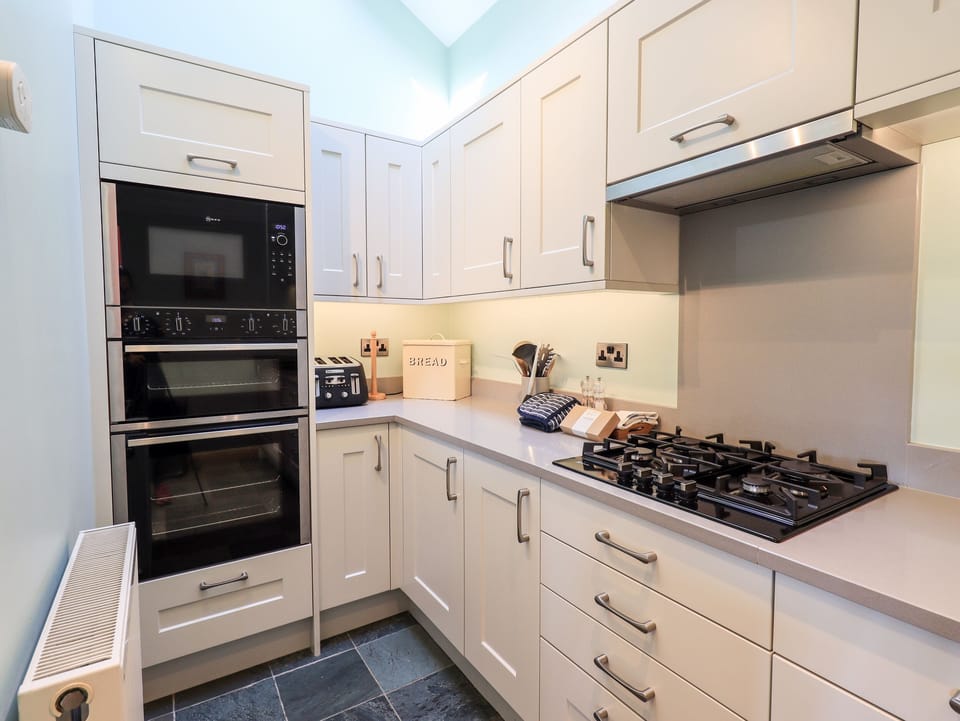 Cottage | Interior