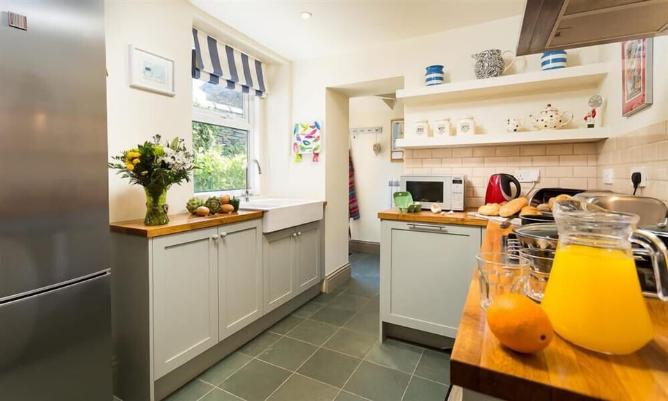 Cottage | Interior