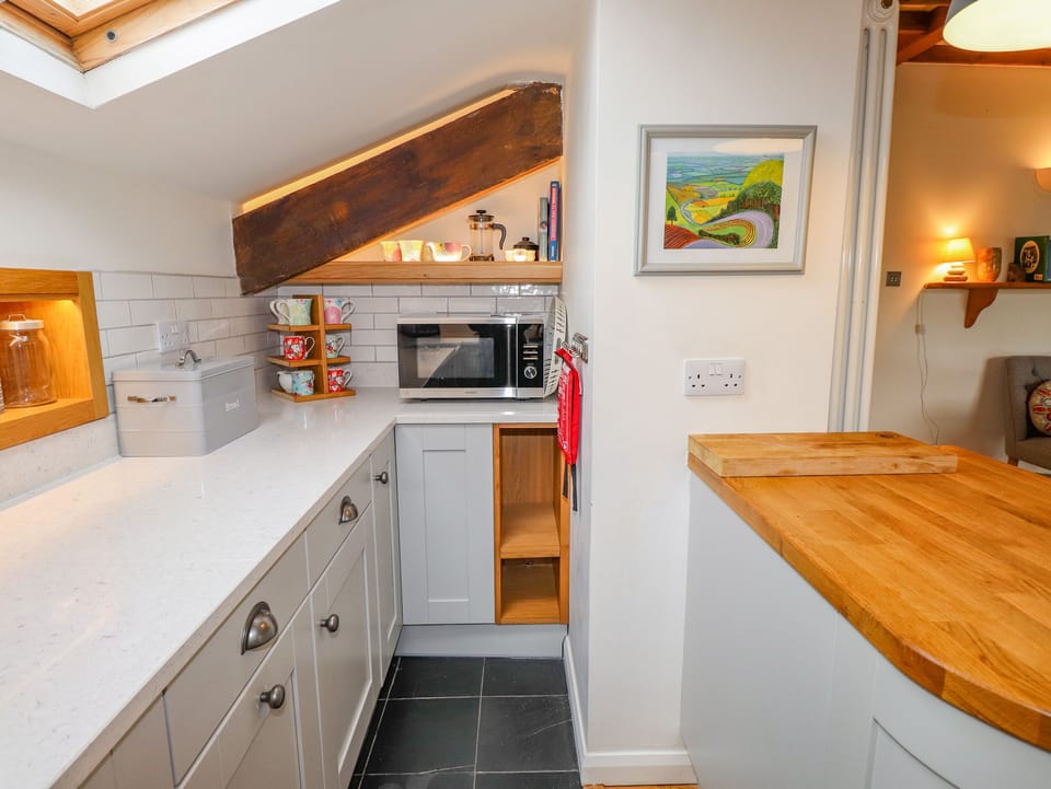 Fridge, dishwasher, electric kettle, toaster