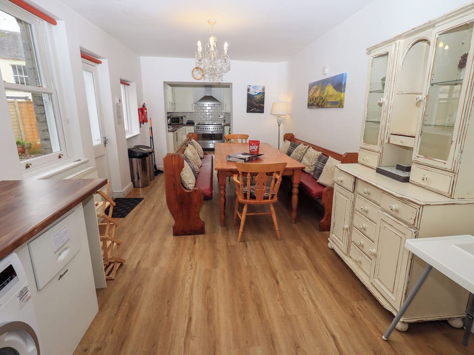 Cottage | Interior