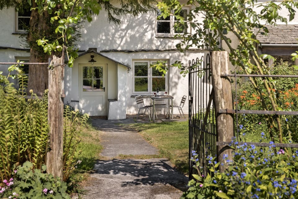 Cottage | Property grounds