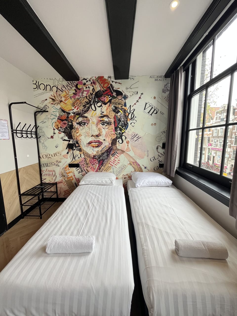 Twin Room, Ensuite | In-room safe, iron/ironing board, free WiFi, bed sheets