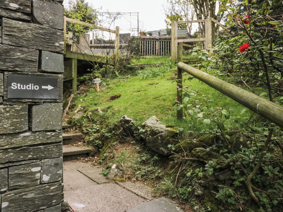 Cottage | Property grounds