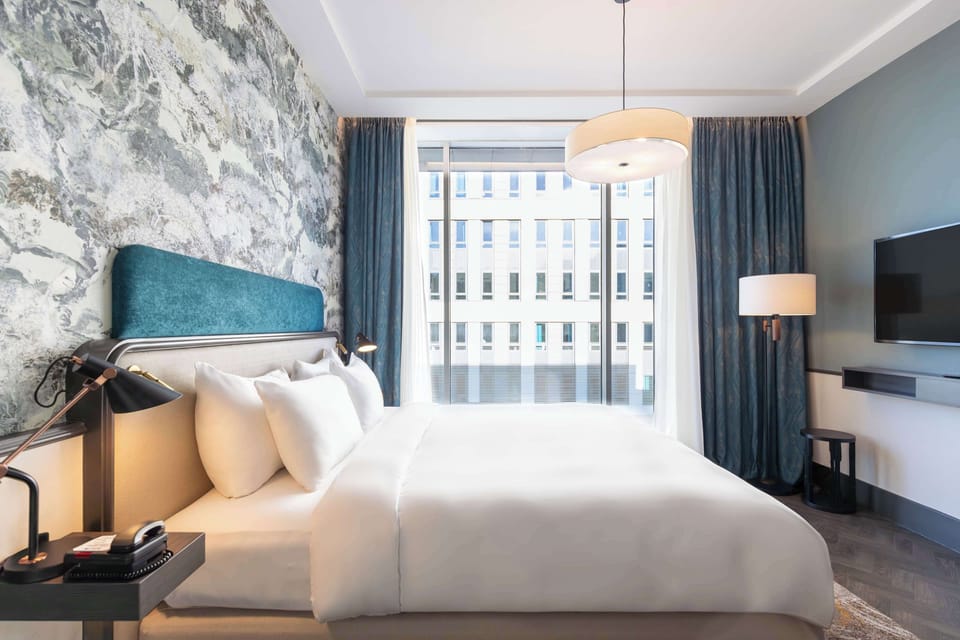 Apartment, 1 Bedroom | Hypo-allergenic bedding, minibar, in-room safe, desk