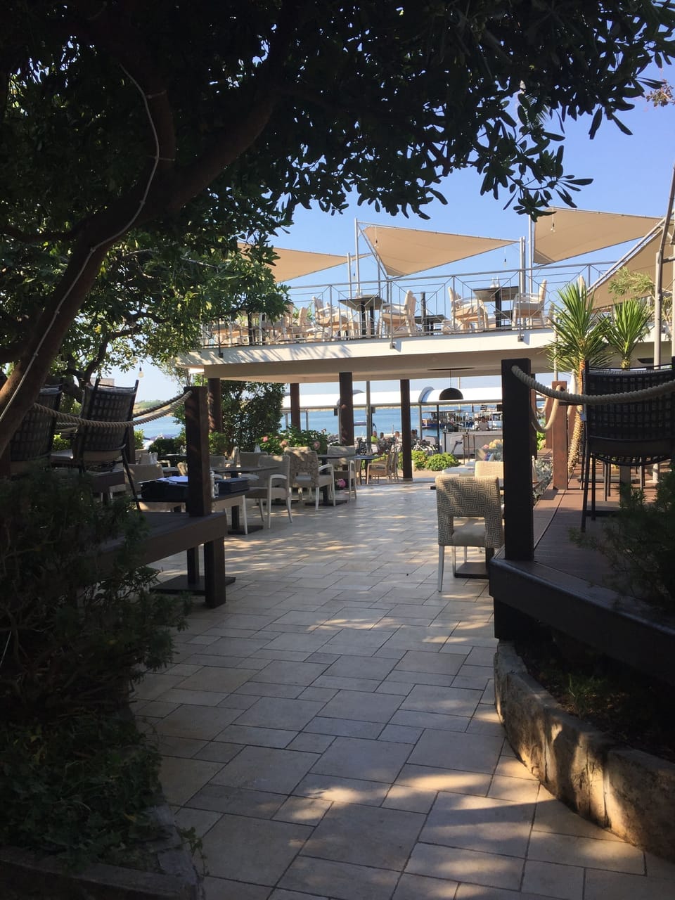Guesthouse Punta Mira - Beachfront Bed and Breakfast in Novalja