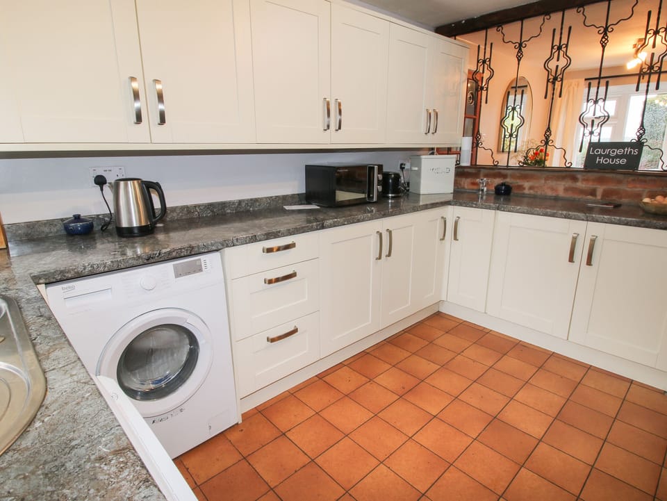 Fridge, dishwasher, electric kettle, toaster