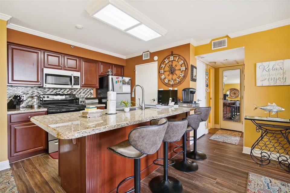 Condo (1 Bedroom) | Property amenity