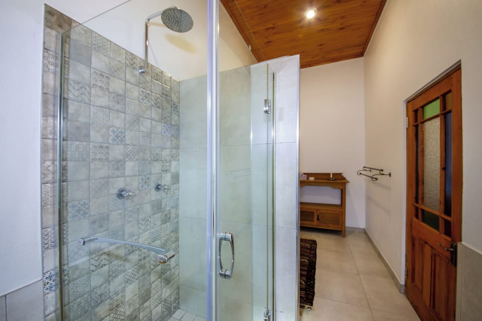 Classic Double Room | Bathroom