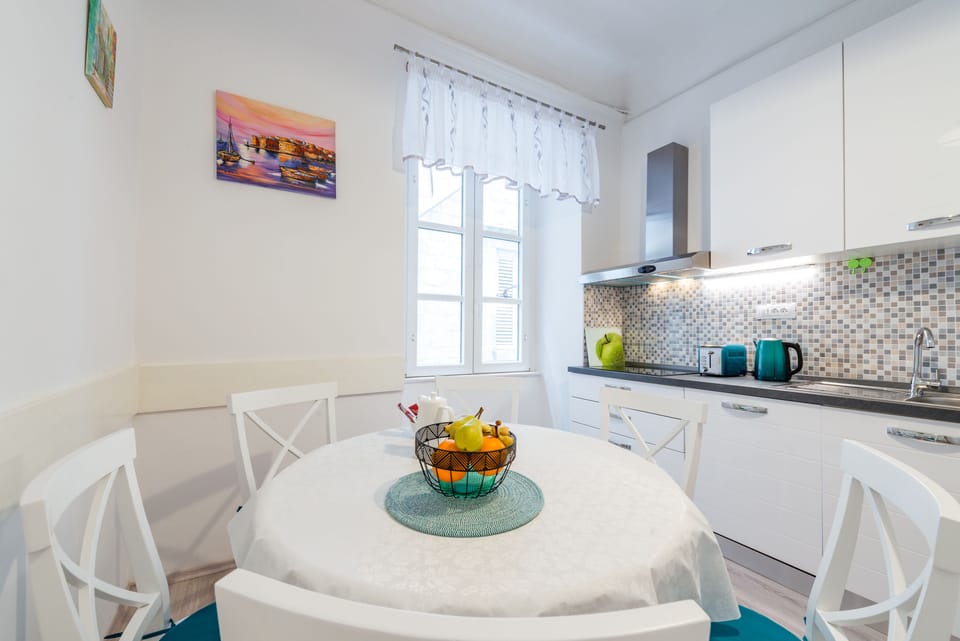 Apartment (Two-Bedroom Apartment) | Dining room