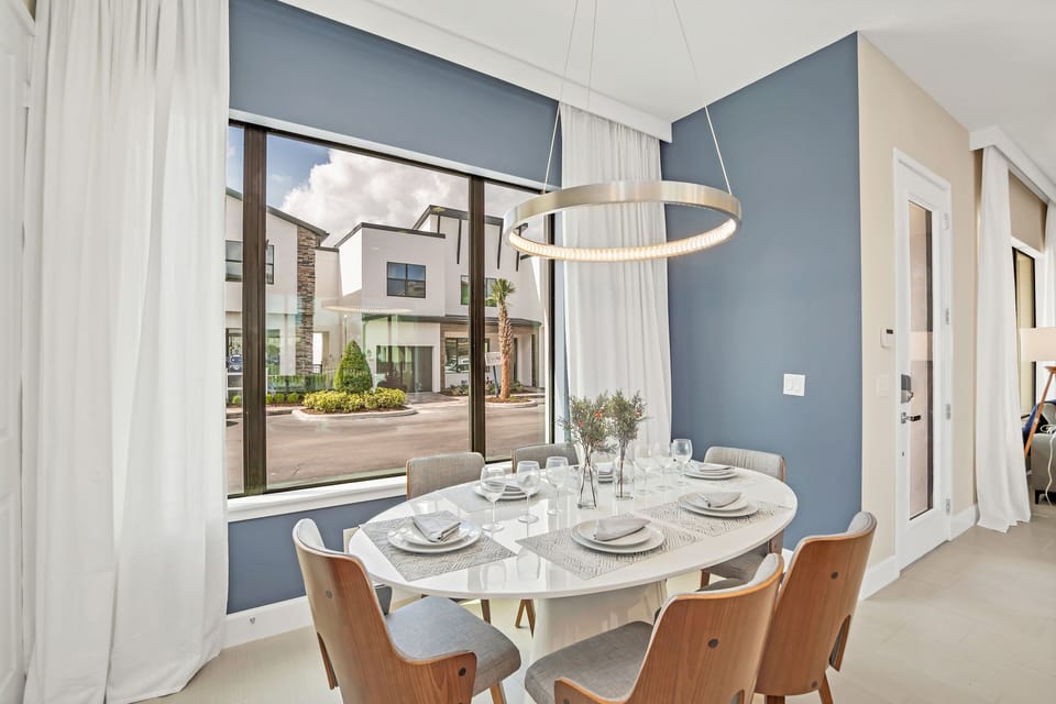 Villa Domani 5 bd Home with Pool (2018) | Dining room