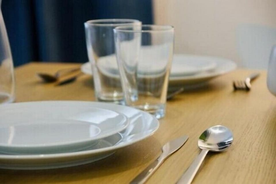 Comfort Apartment | Private kitchen | Mini-fridge, microwave, coffee/tea maker, electric kettle