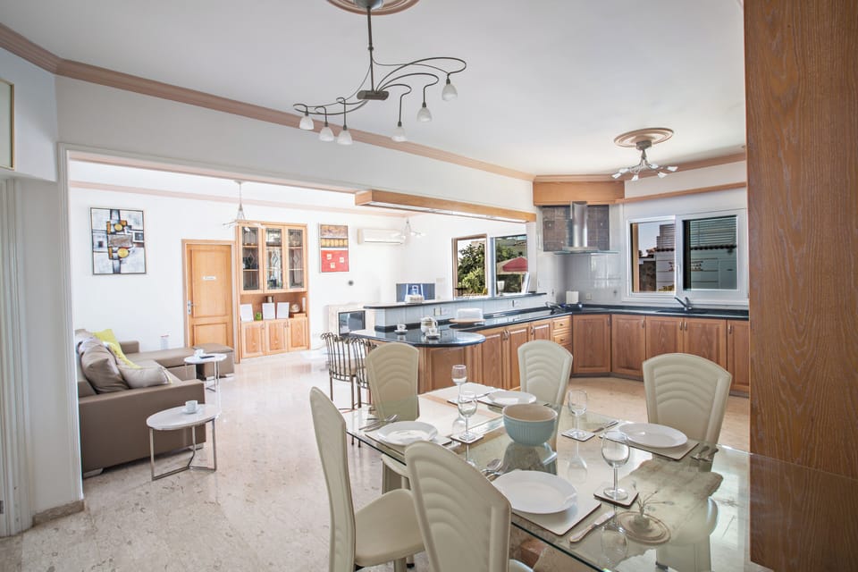 Villa, 5 Bedrooms, Accessible, Private Pool | Dining