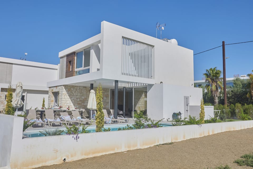 Villa, 5 Bedrooms, Smoking, Private Pool | Front of property