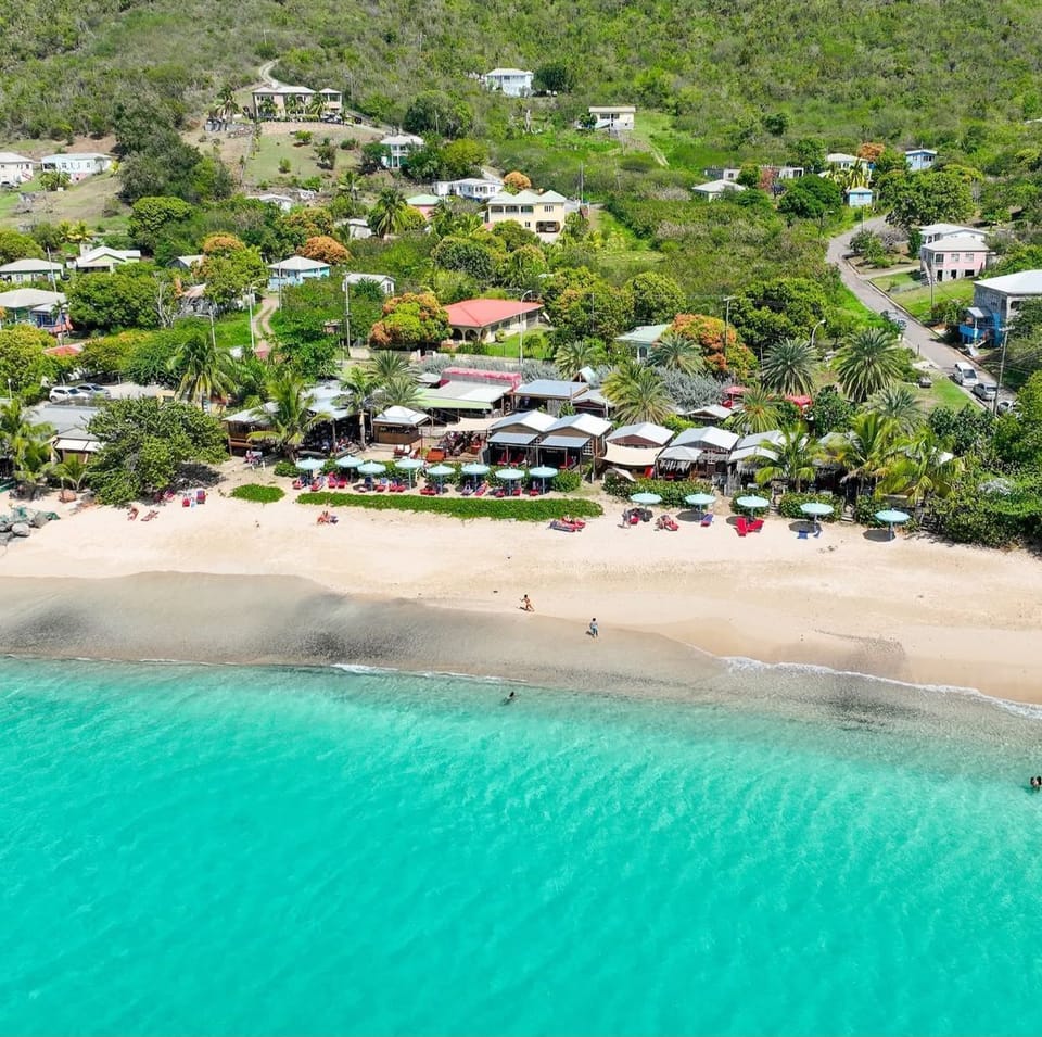 Conch Beach Cabins - Rumbus Beach Hotel in Saint Mary, Antigua and Barbuda