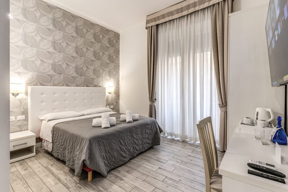 Premium bedding, pillowtop beds, minibar, in-room safe