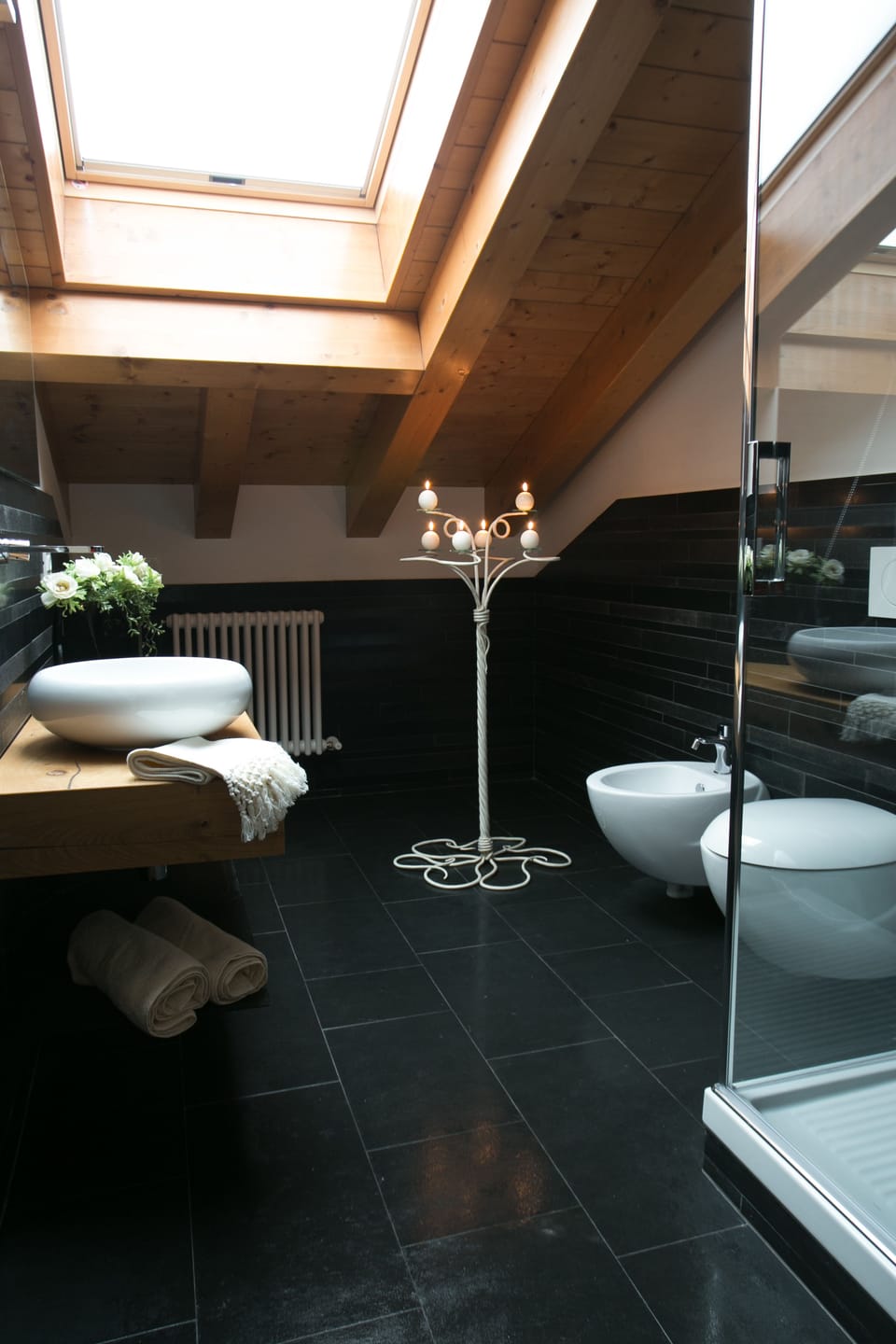 Double Room | Bathroom | Hair dryer, bidet, towels