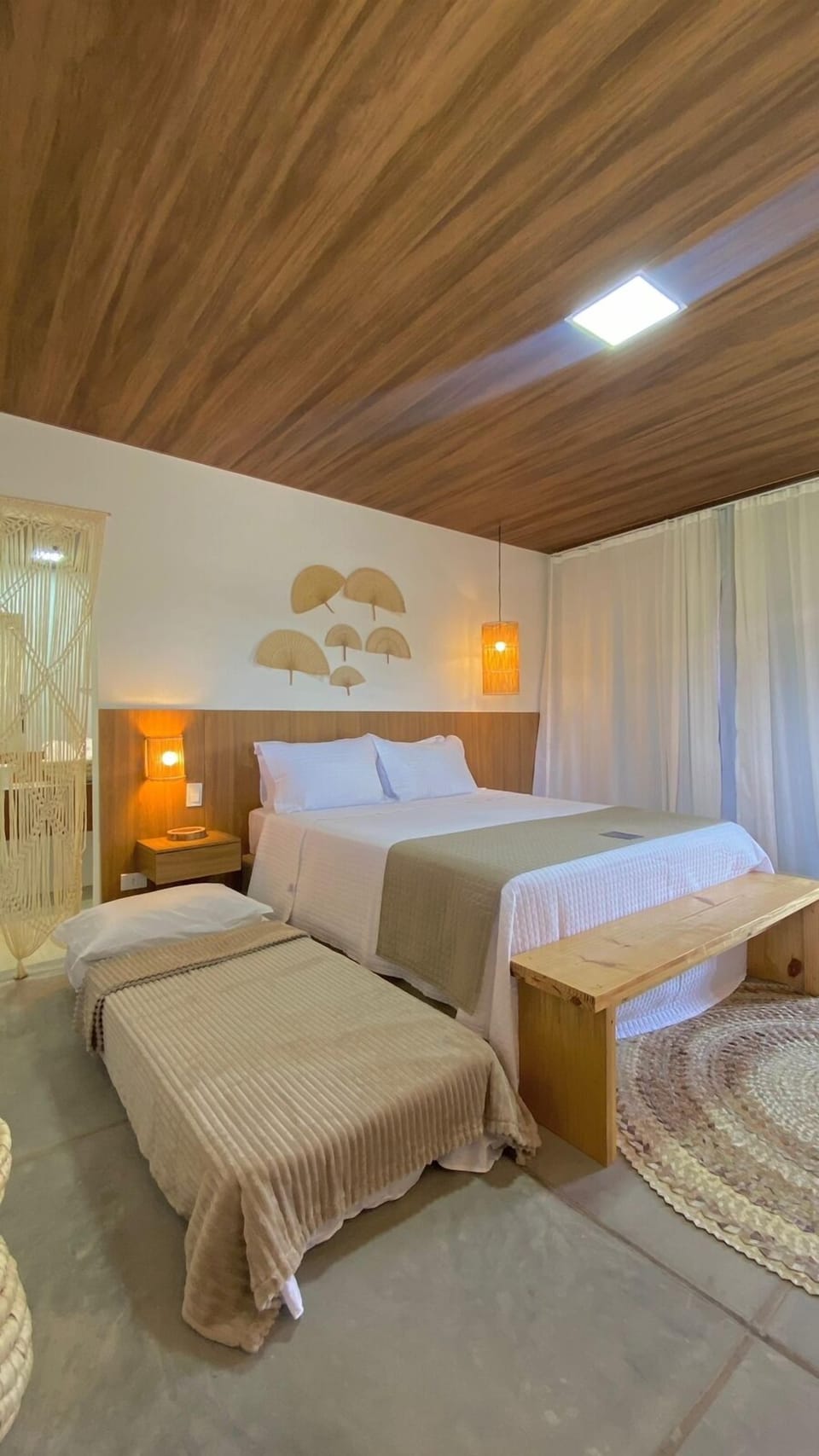 Deluxe Quadruple Room | Minibar, in-room safe, individually decorated, individually furnished