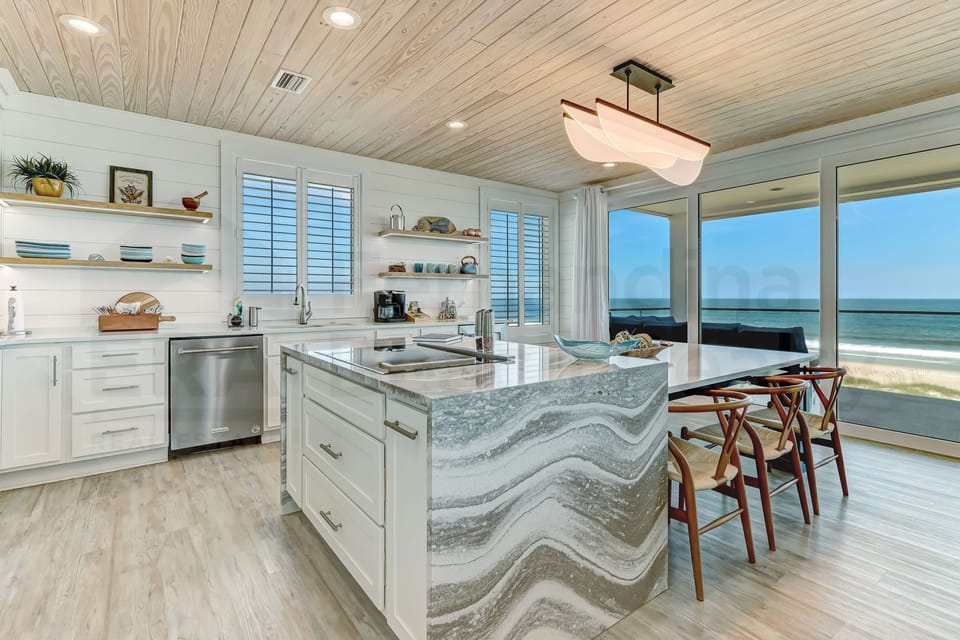 House, 3 Bedrooms | Private kitchen | Fridge, oven, coffee/tea maker, toaster
