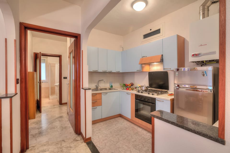 Standard Apartment, 2 Bedrooms, Balcony (Casa Letizia few min from sea) | Private kitchen
