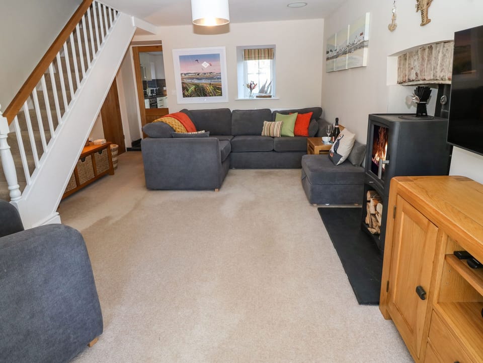 Cottage | Interior