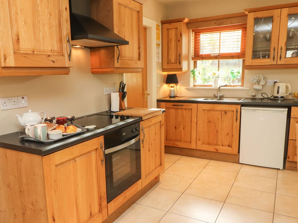 Fridge, dishwasher, electric kettle, toaster