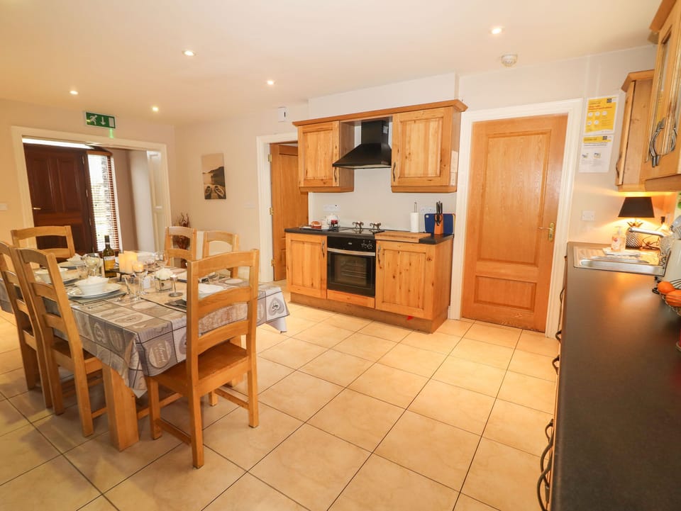 Fridge, dishwasher, electric kettle, toaster