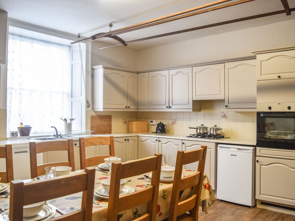 Cottage | Interior