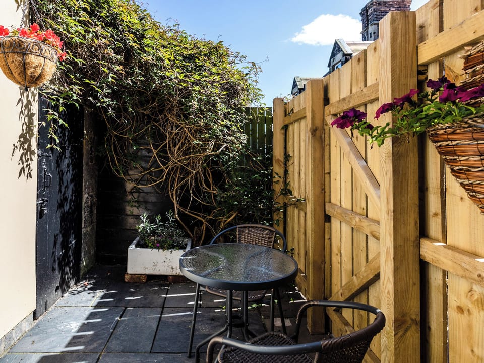 Cottage | Property grounds