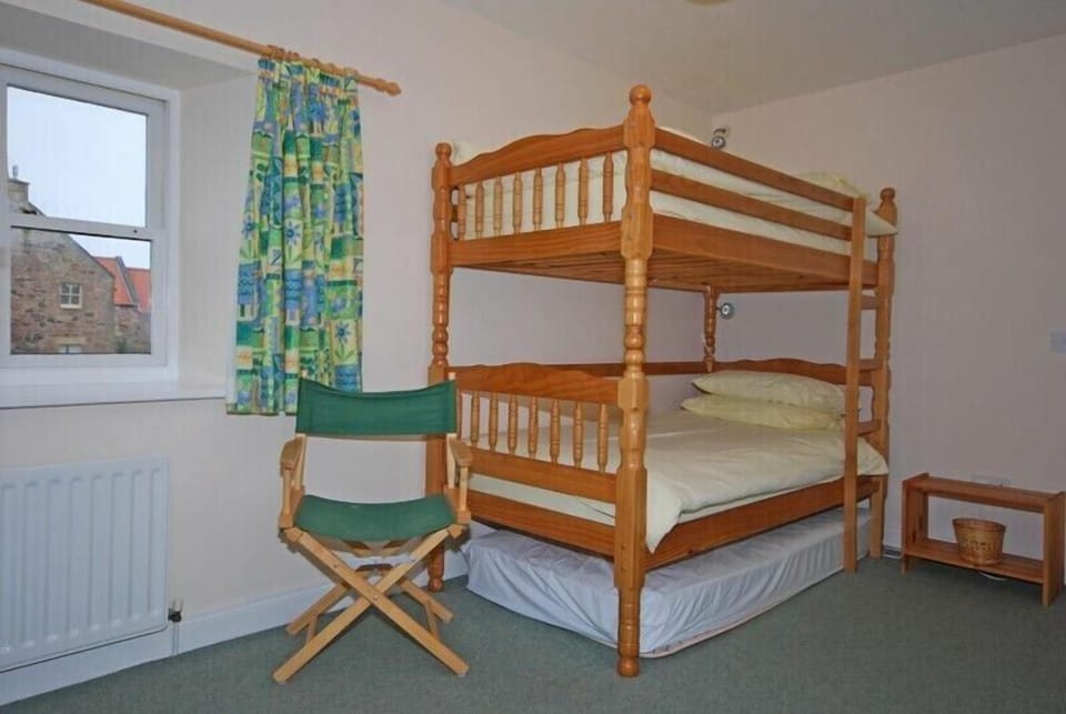 3 bedrooms, individually decorated, individually furnished, free WiFi