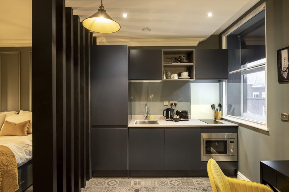 Private kitchenette