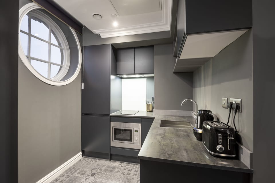 Private kitchenette