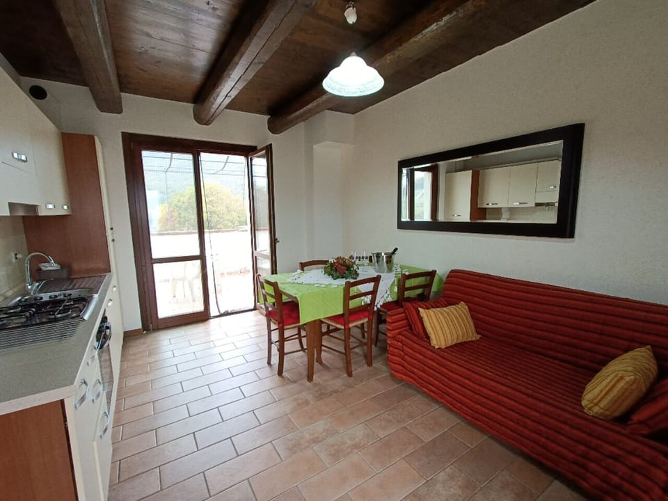 Basic Apartment | Private kitchen | Full-size fridge, microwave, oven, stovetop