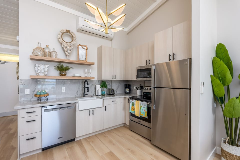 Studio | Private kitchen | Coffee/tea maker, fridge, oven, toaster