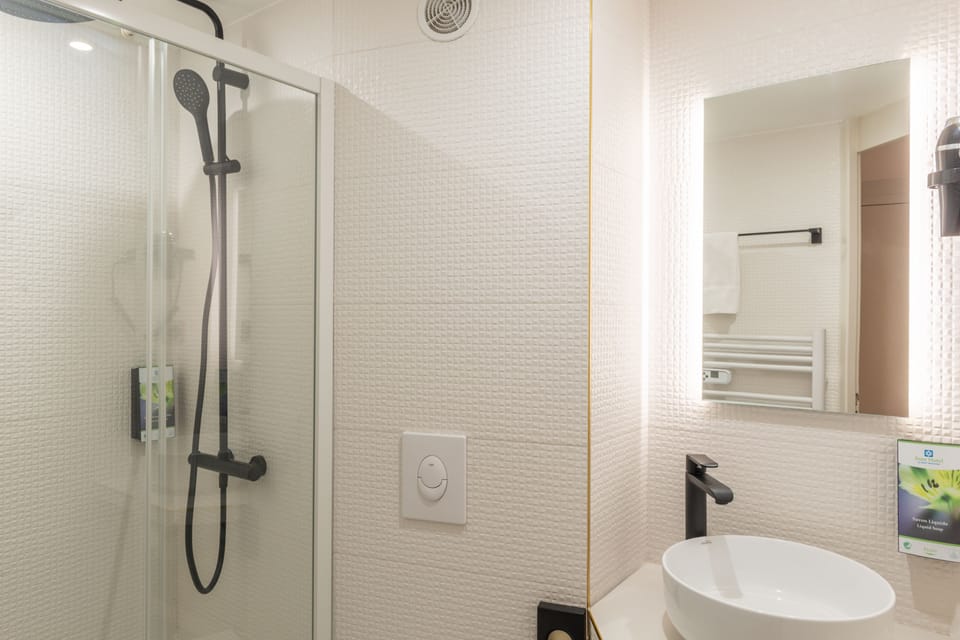 Blackout drapes, soundproofing, iron/ironing board, free WiFi