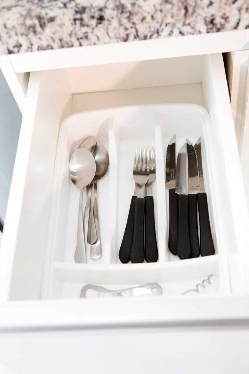 Apartment | Private kitchen | Fridge, microwave, oven, blender