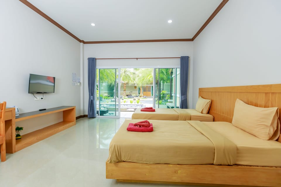 Standard Triple Room | WiFi (free)