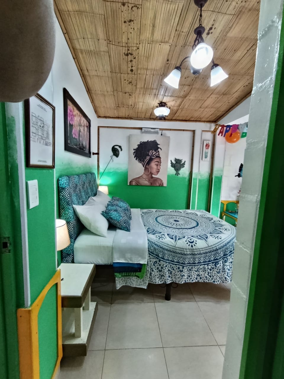 Exclusive Room | Individually decorated, laptop workspace, free WiFi