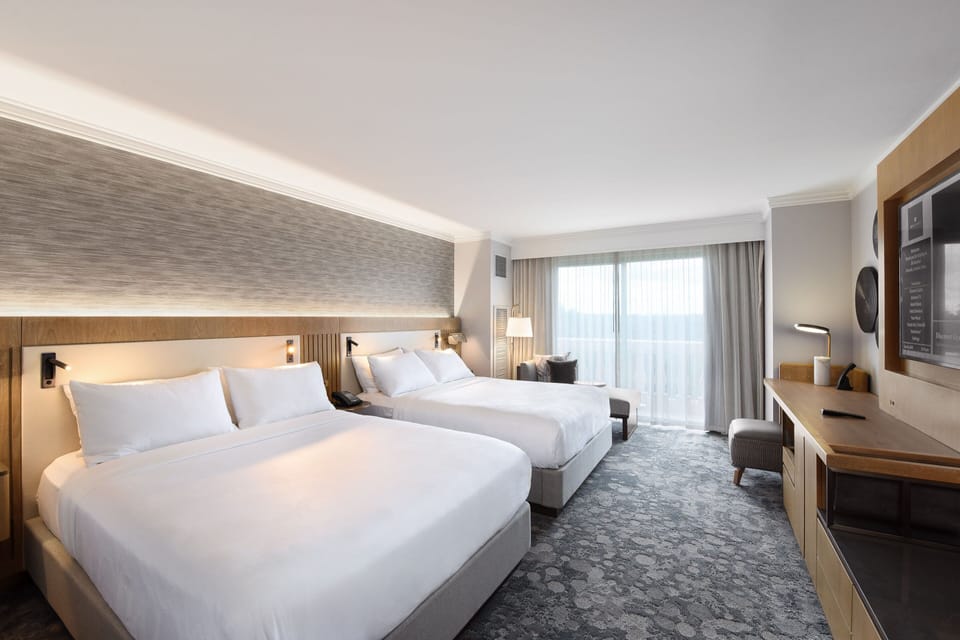 Pillowtop beds, in-room safe, desk, laptop workspace