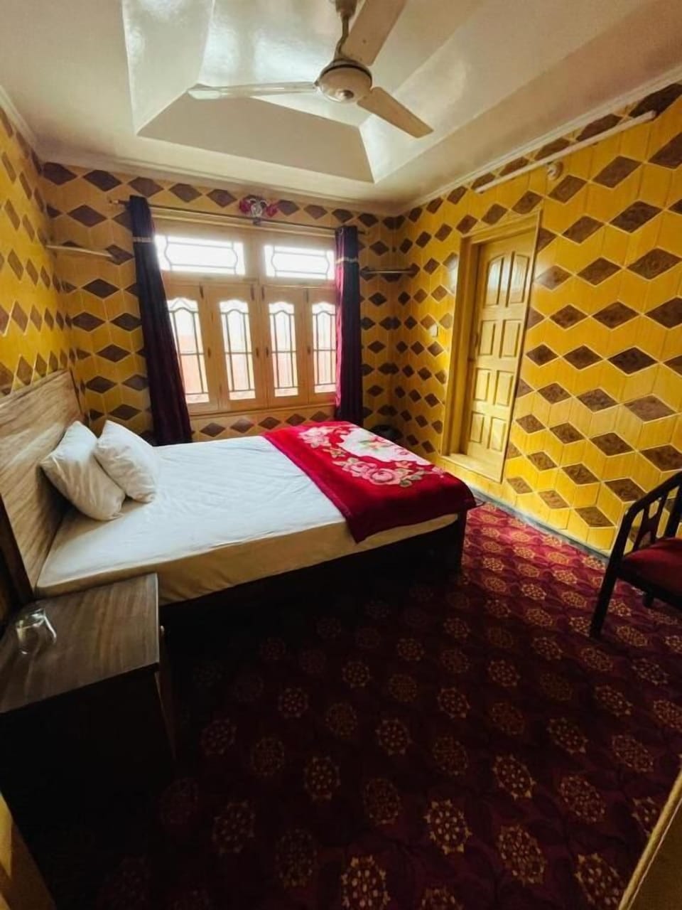 Standard Double Room | WiFi (free)
