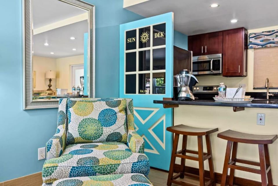 Deluxe 1 Bedroom  | 1 bedroom, premium bedding, in-room safe, blackout drapes