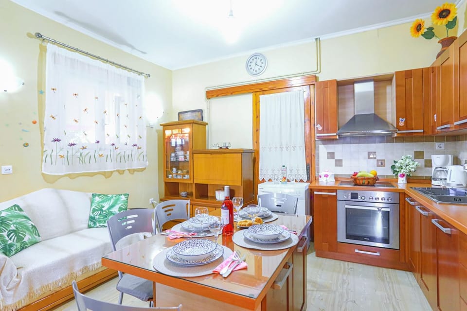 House, Smoking | 2 bedrooms