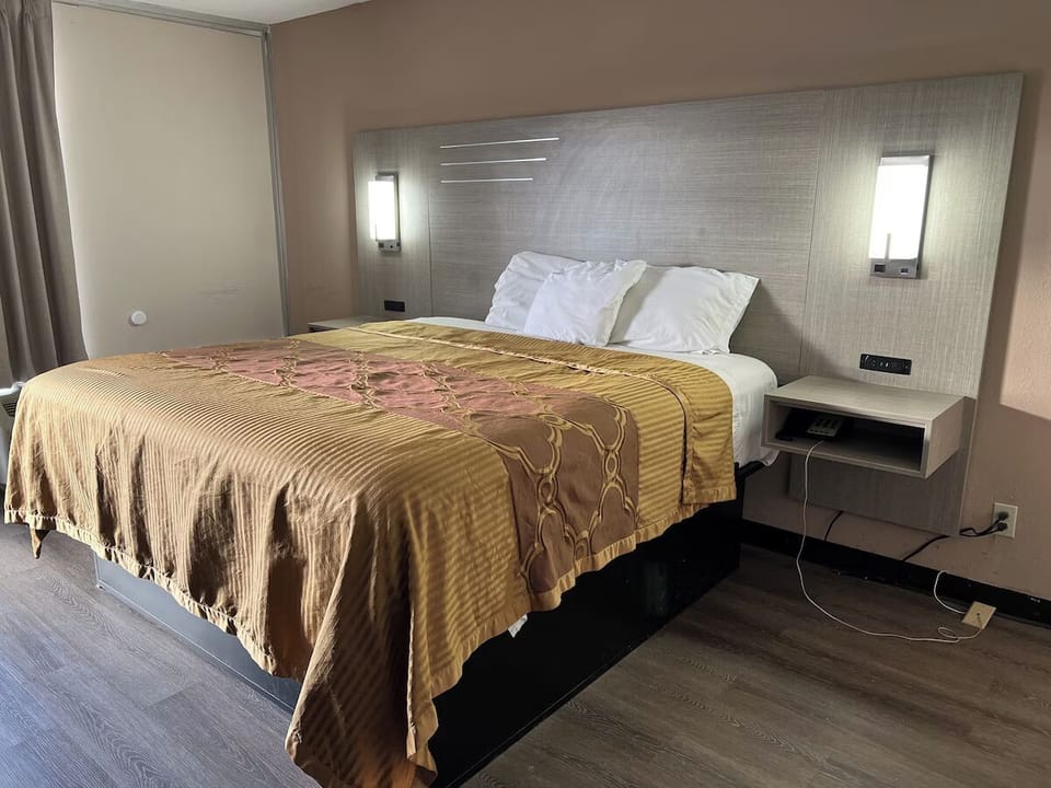 In-room safe, desk, laptop workspace, iron/ironing board