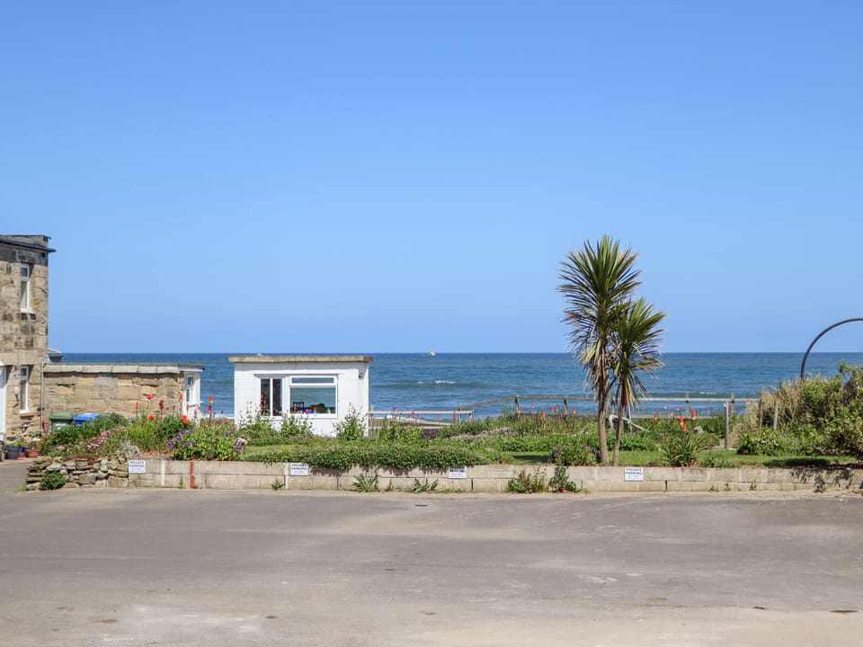 Cottage | Property grounds