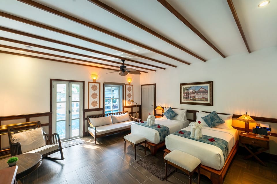 Pool Access Twin Room | Minibar, in-room safe, desk, free WiFi