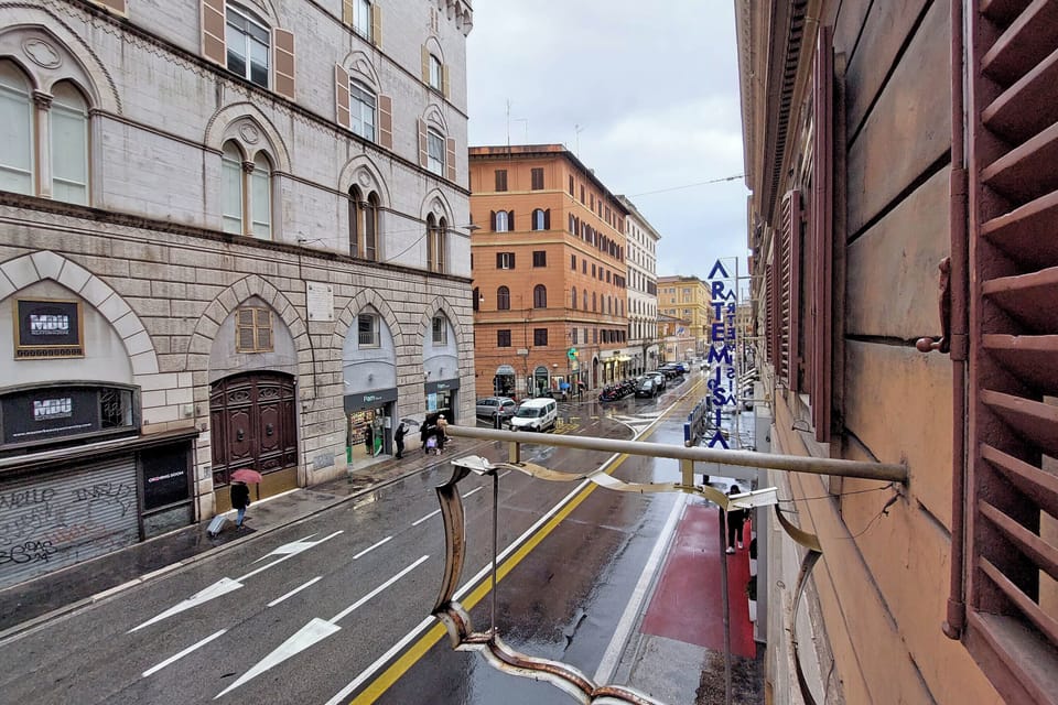 Business Double or Twin Room, Non Smoking | City view