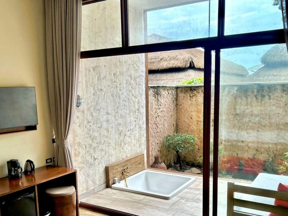 Superior Garden View (24 Hours Use of Room) | Deep soaking bathtub